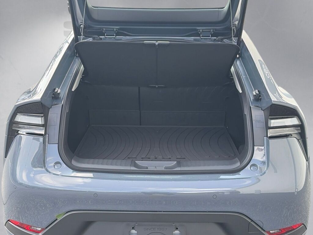 2026 Toyota Prius Plug-In Hybrid SE Fredericksburg VA