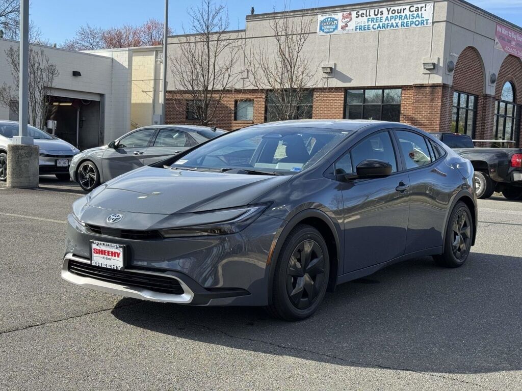 2026 Toyota Prius Plug-In Hybrid SE Fredericksburg VA