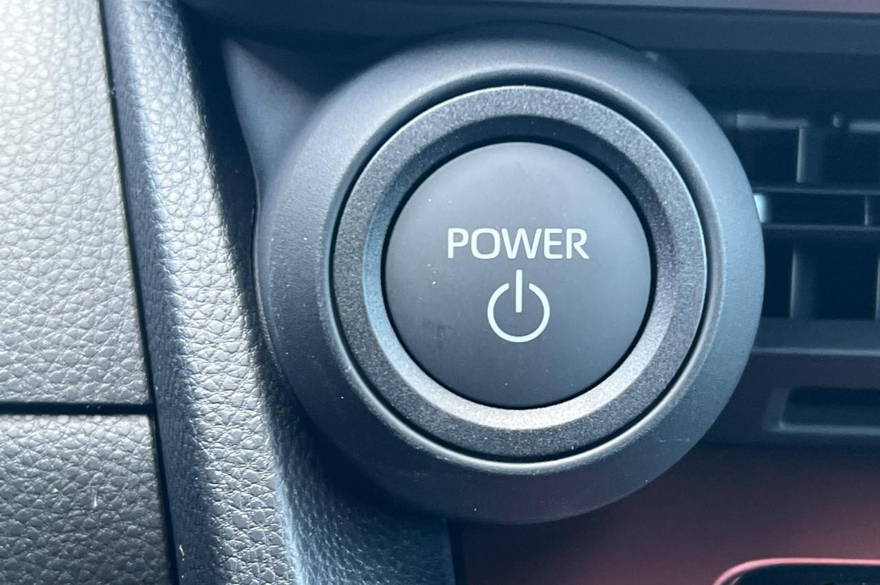 2026 Toyota Prius Plug-In Hybrid XSE Premium Ontario OR