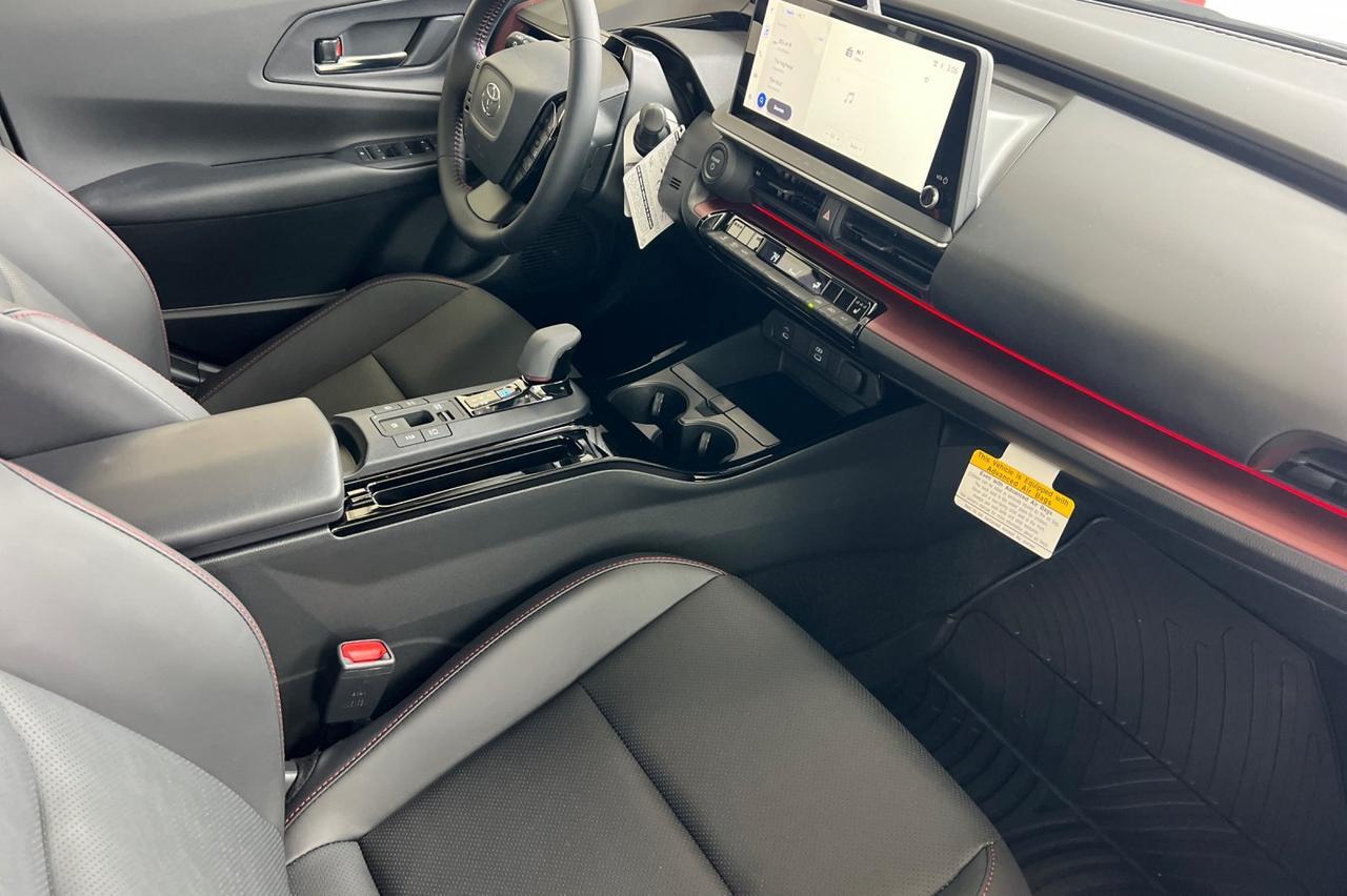 2026 Toyota Prius Plug-In Hybrid XSE Premium Ontario OR