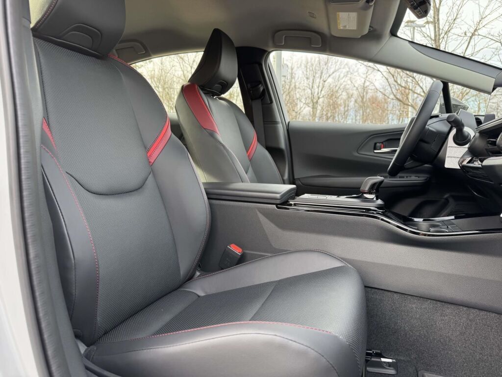 2026 Toyota Prius Plug-In Hybrid XSE Premium Fredericksburg VA
