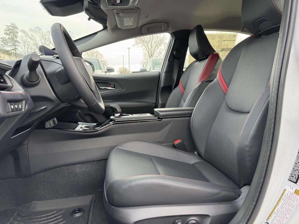 2026 Toyota Prius Plug-In Hybrid XSE Premium Fredericksburg VA