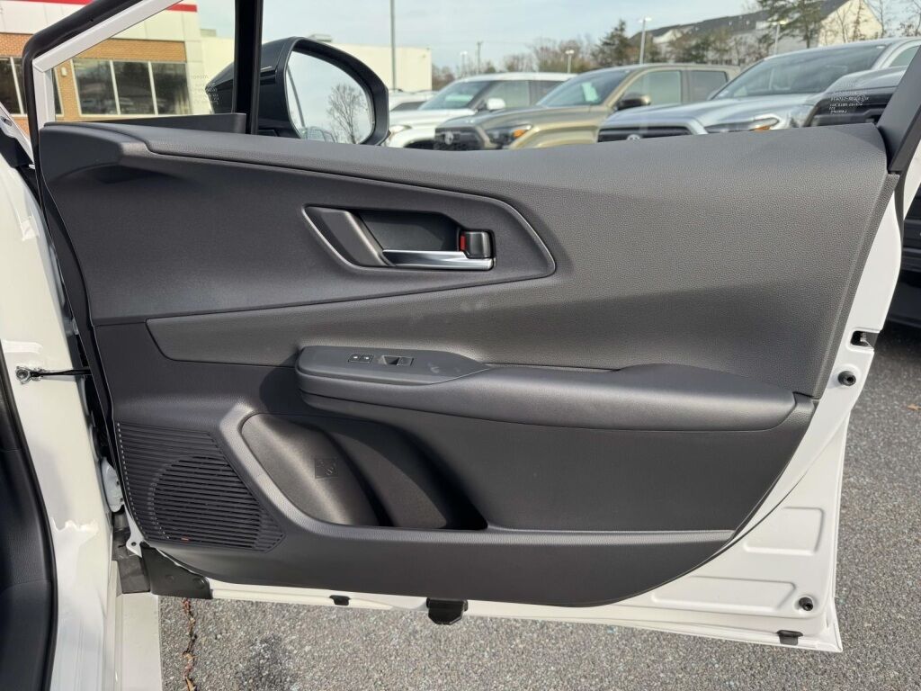 2026 Toyota Prius Plug-In Hybrid XSE Premium Fredericksburg VA