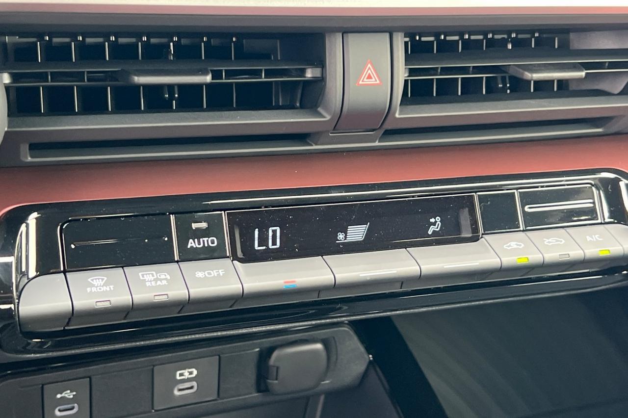 2026 Toyota Prius Plug-in Ontario OR