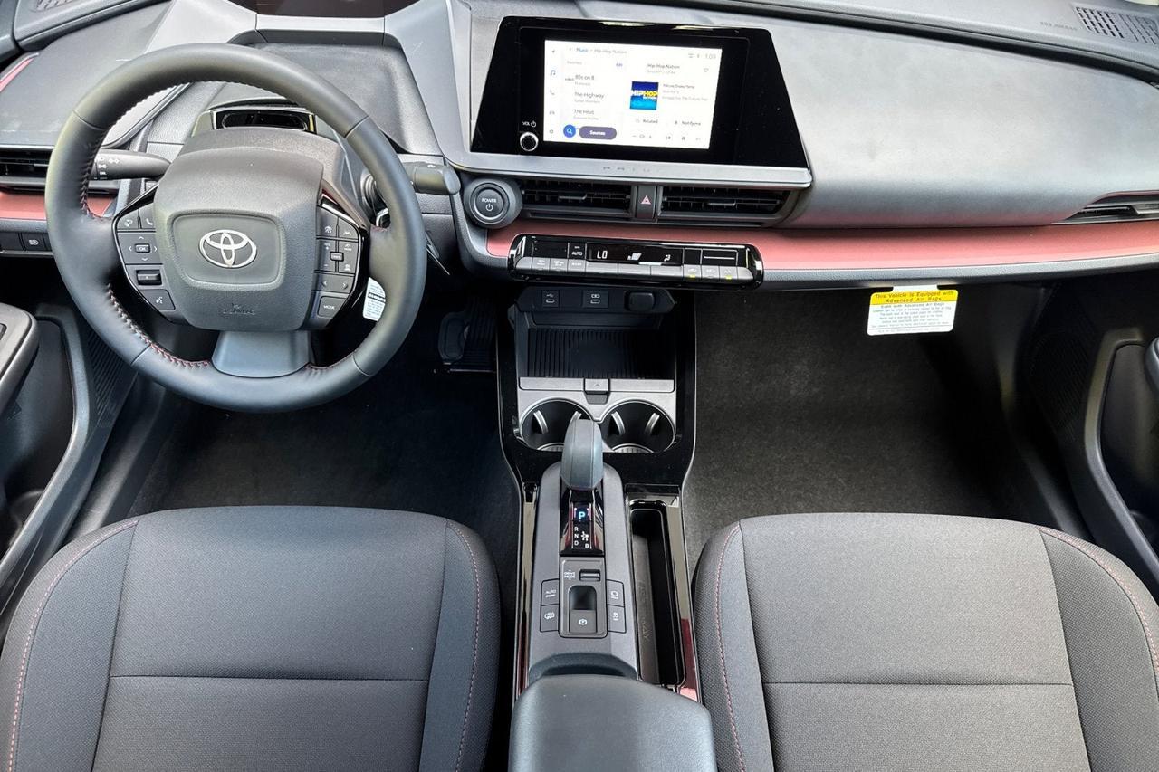 2026 Toyota Prius Plug-in Hybrid SE