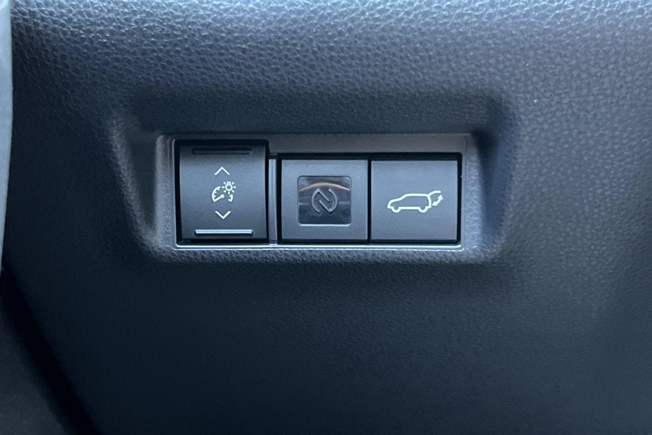 2026 Toyota RAV4 Plug-In Hybrid XSE Roseville CA
