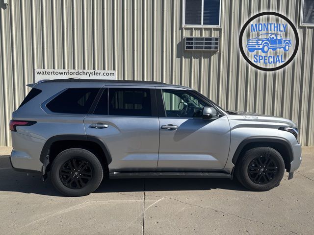 2026 Toyota Sequoia SR5