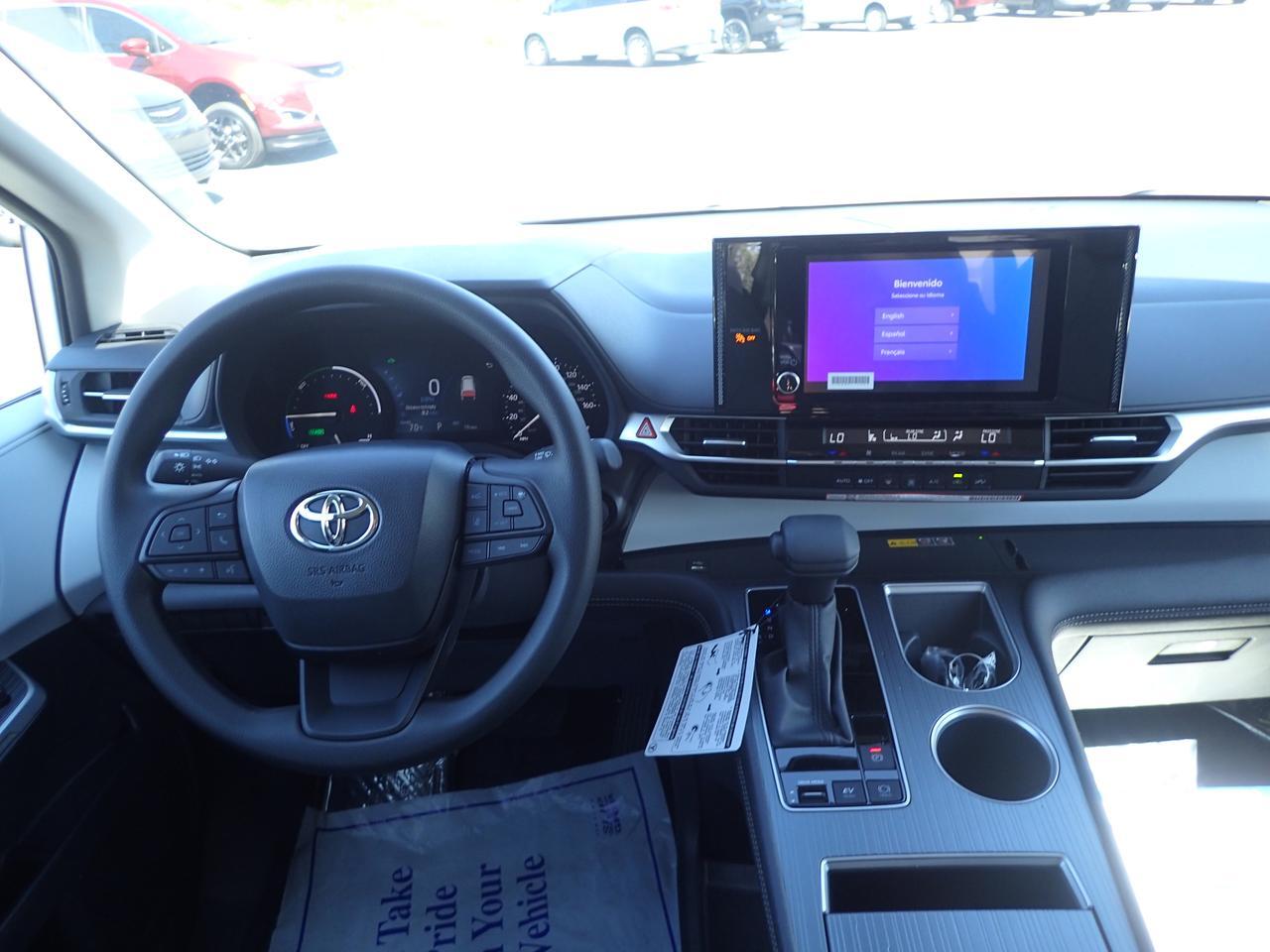 2026 Toyota Sienna LE Anaheim CA