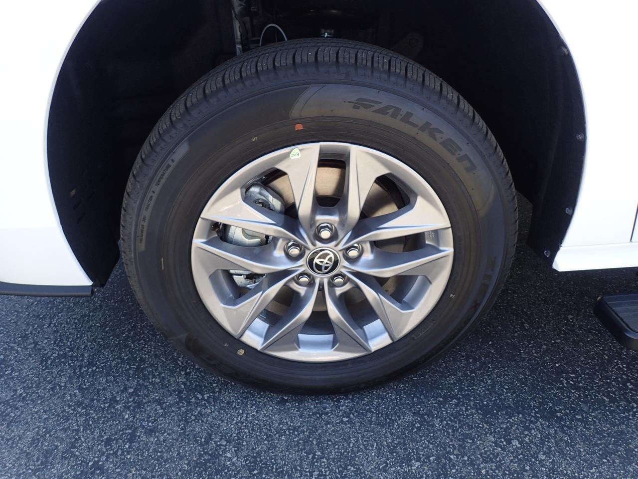 2026 Toyota Sienna LE Anaheim CA