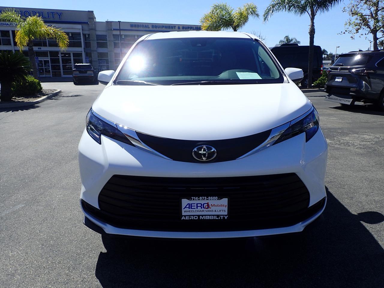 2026 Toyota Sienna LE Anaheim CA