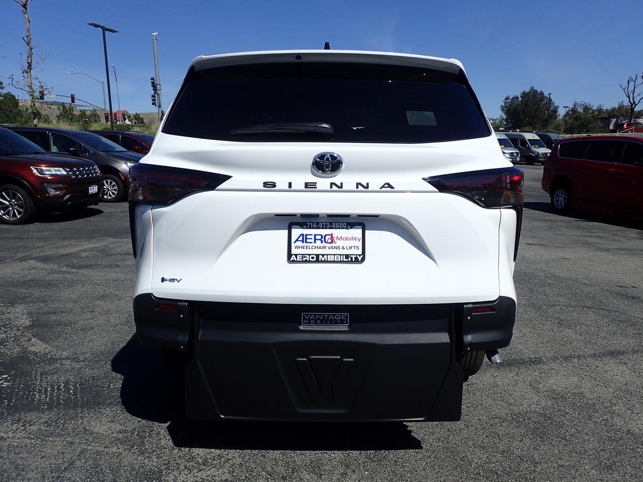 2026 Toyota Sienna LE Anaheim CA