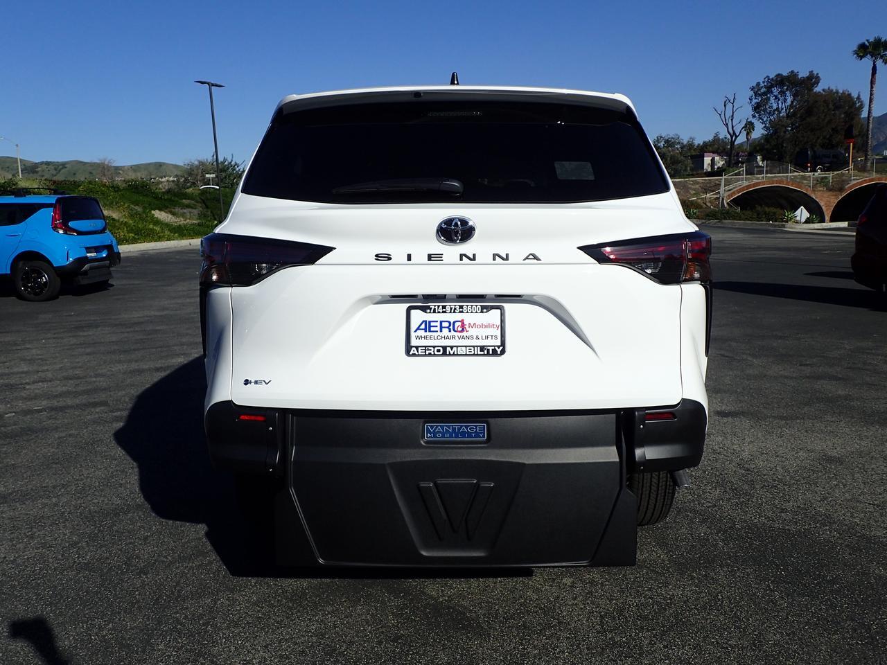 2026 Toyota Sienna LE Anaheim CA