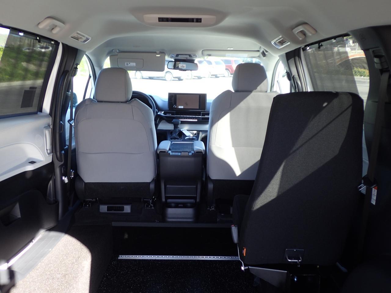 2026 Toyota Sienna LE Anaheim CA