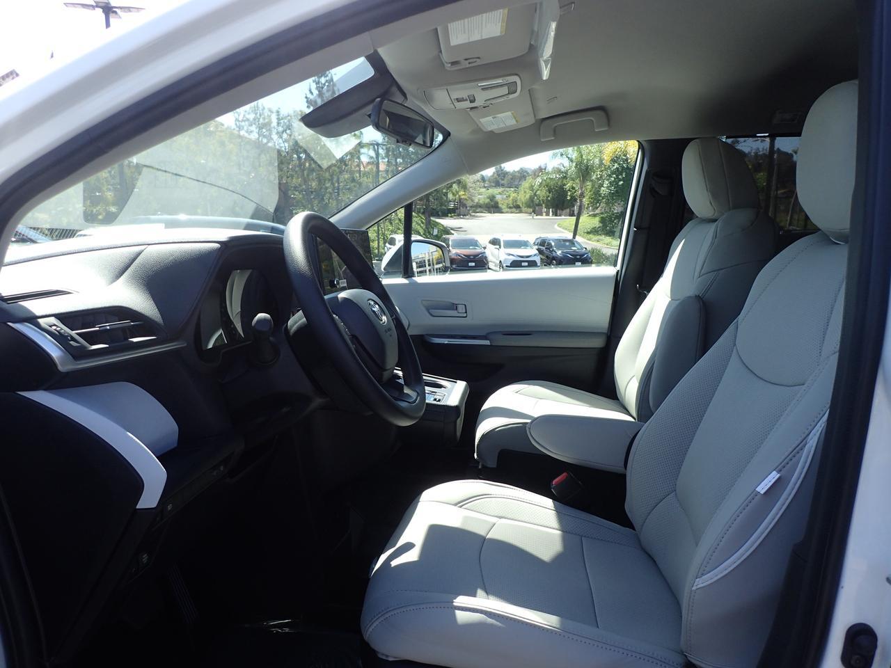 2026 Toyota Sienna LE Anaheim CA