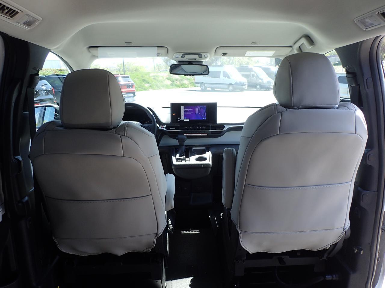 2026 Toyota Sienna LE Anaheim CA