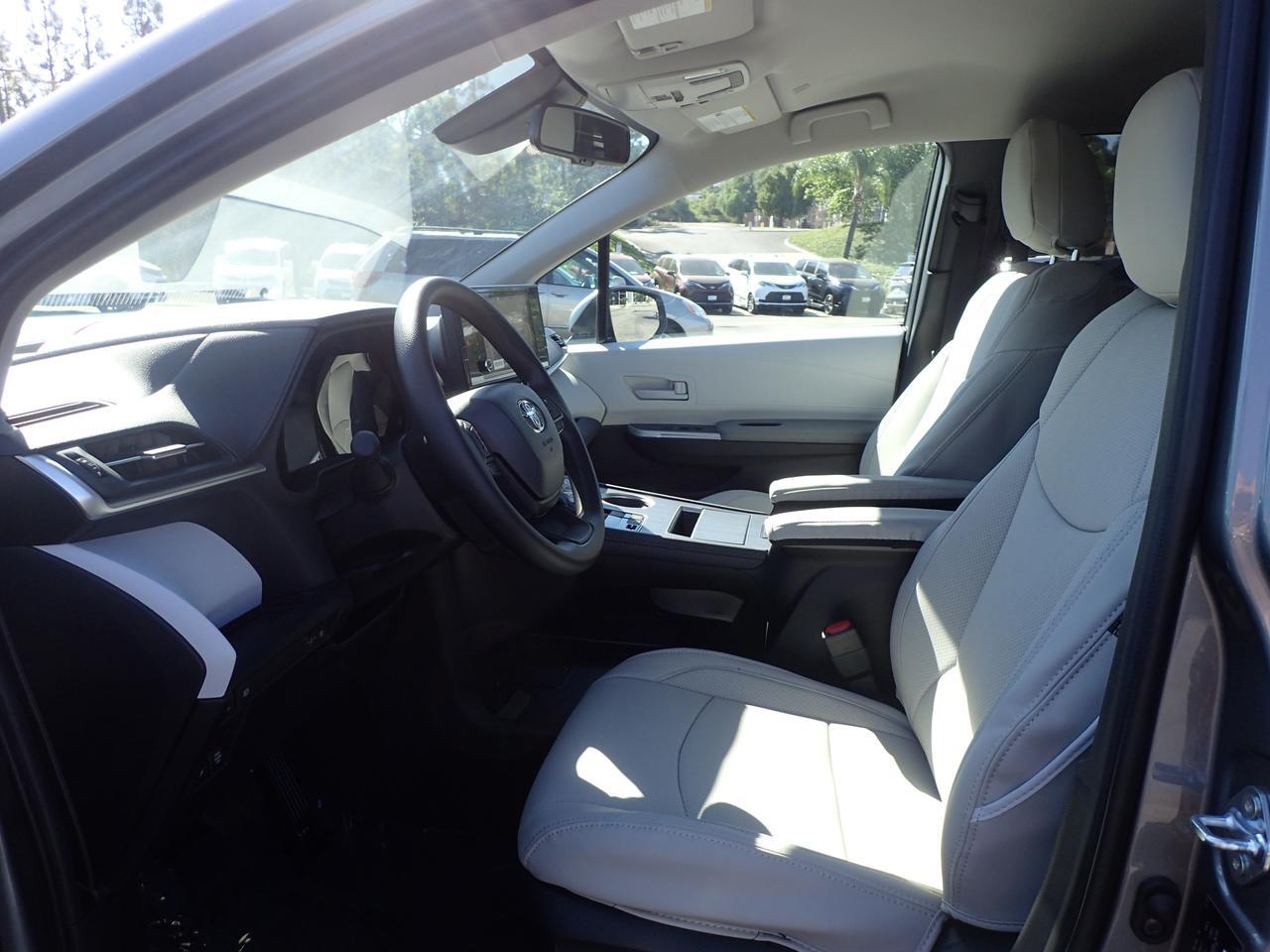 2026 Toyota Sienna LE Anaheim CA