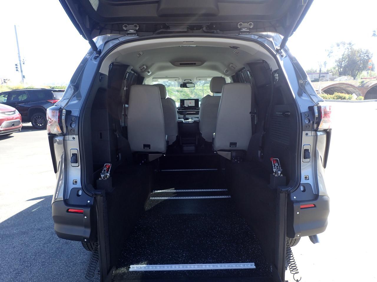 2026 Toyota Sienna LE Anaheim CA