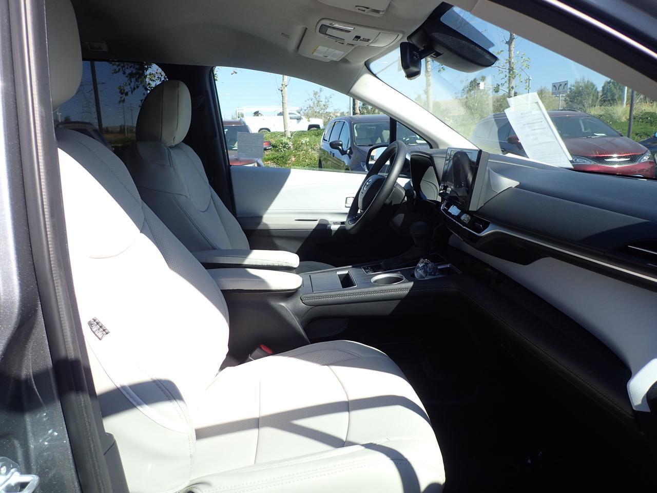 2026 Toyota Sienna LE Anaheim CA