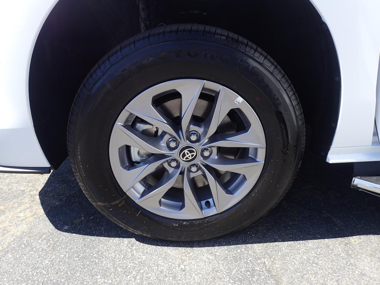 2026 Toyota Sienna LE Anaheim CA