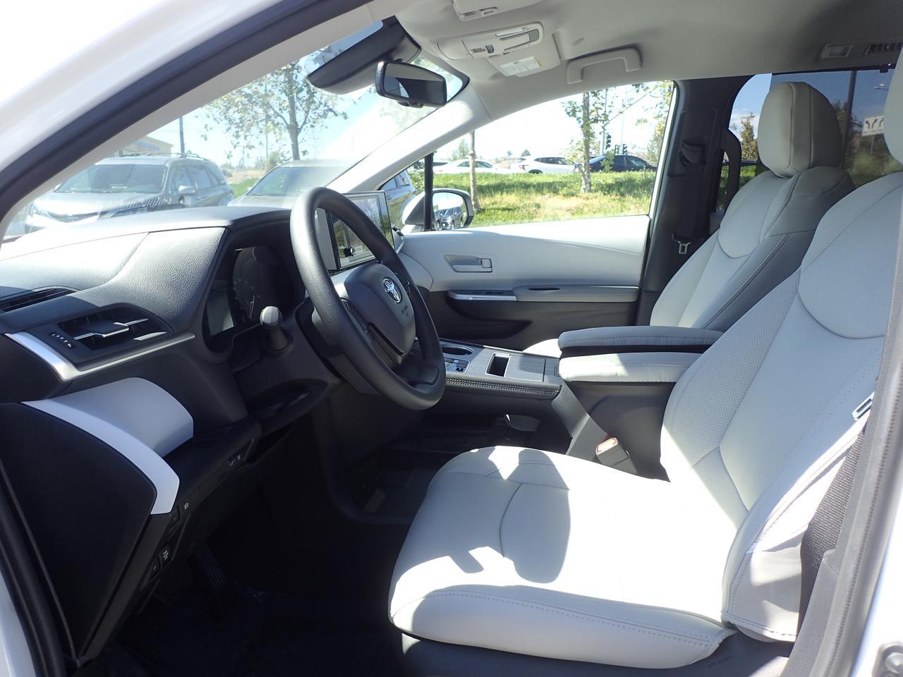 2026 Toyota Sienna LE Anaheim CA