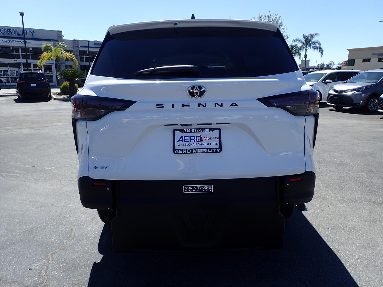 2026 Toyota Sienna LE Anaheim CA