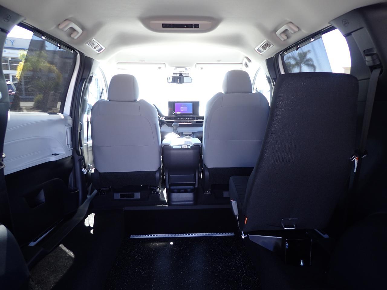 2026 Toyota Sienna LE Anaheim CA