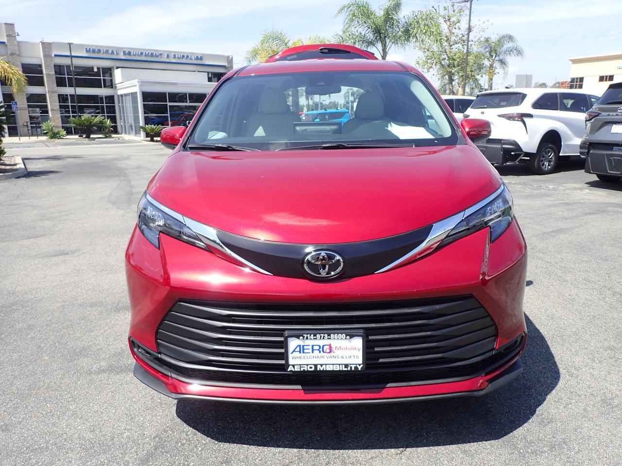 2026 Toyota Sienna LE Anaheim CA