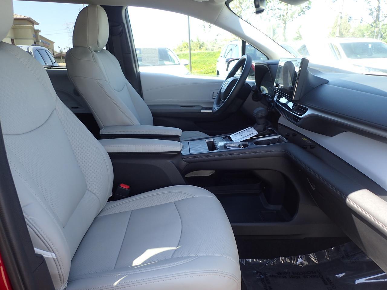 2026 Toyota Sienna LE Anaheim CA