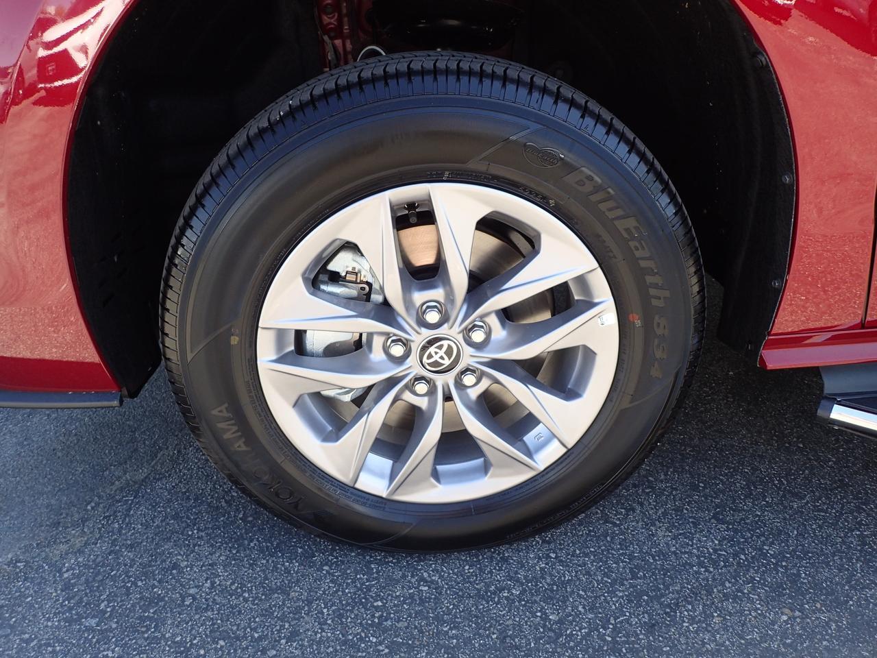 2026 Toyota Sienna LE Anaheim CA