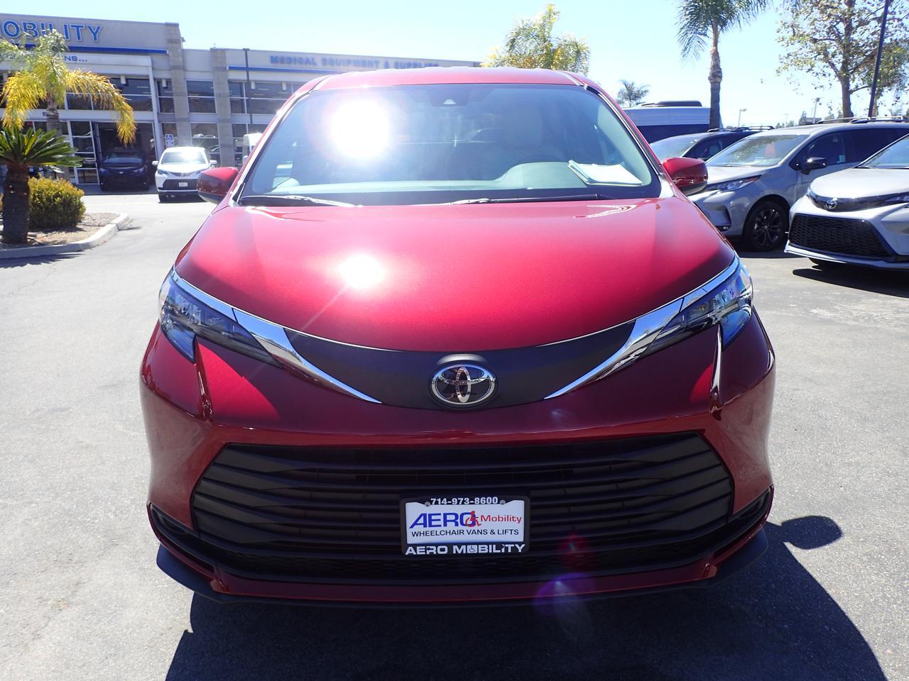 2026 Toyota Sienna LE Anaheim CA