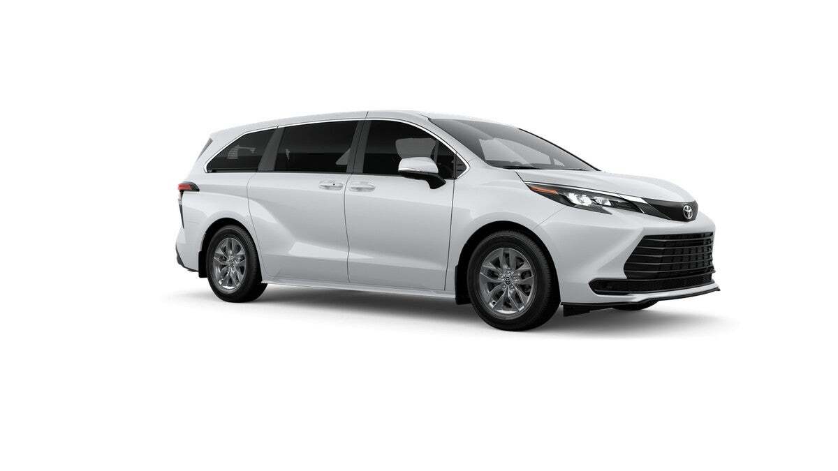 2026 Toyota Sienna LE Roseville CA