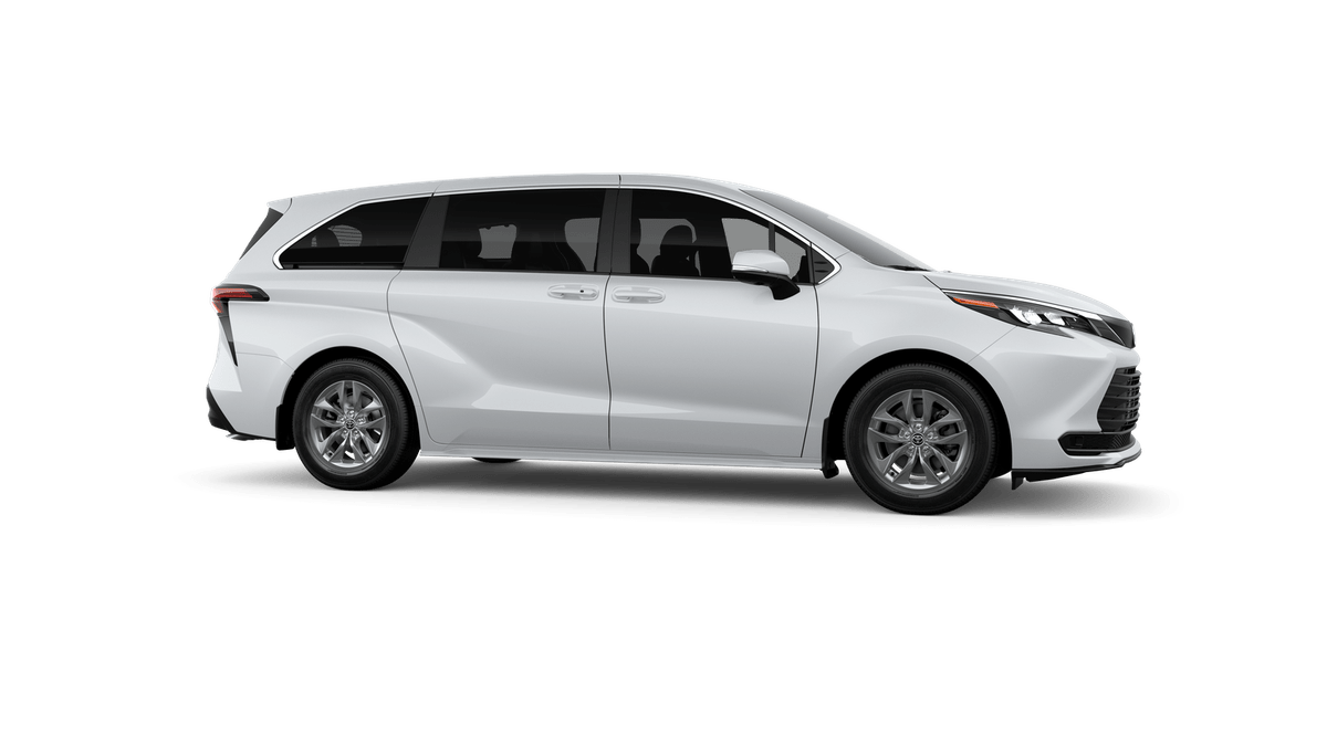 2026 Toyota Sienna LE Roseville CA