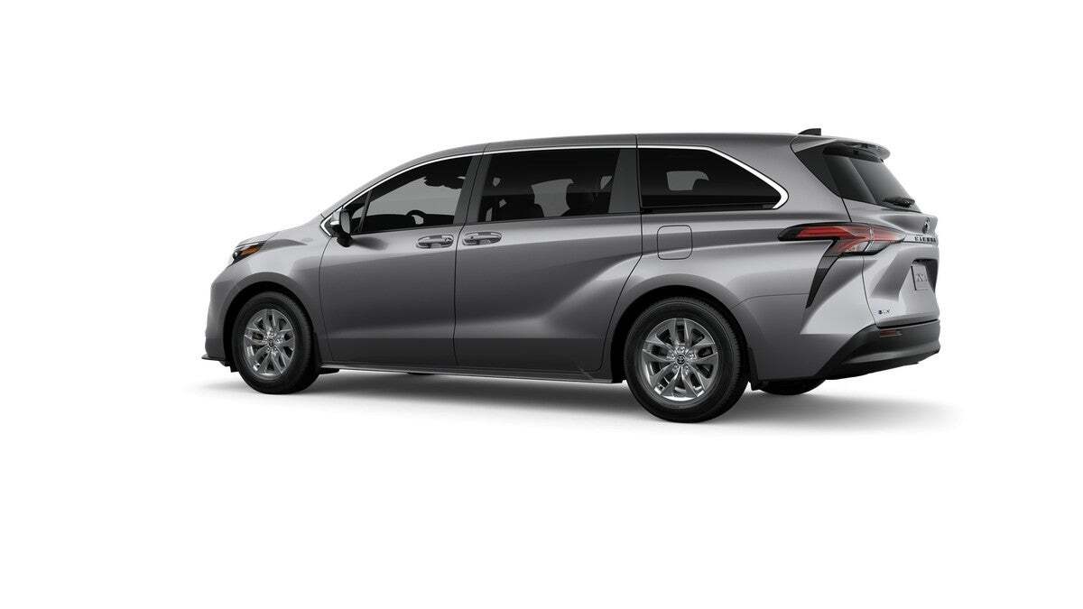 2026 Toyota Sienna LE Roseville CA