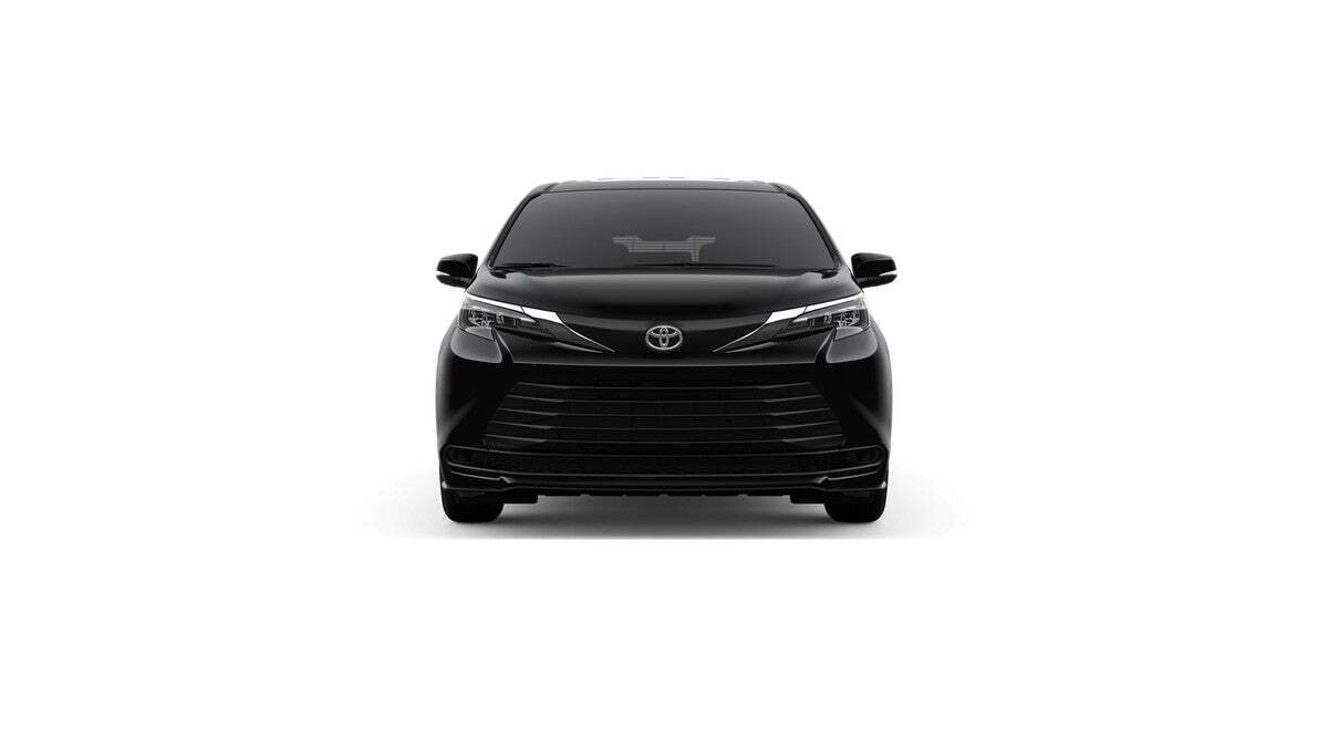 2026 Toyota Sienna LE Roseville CA