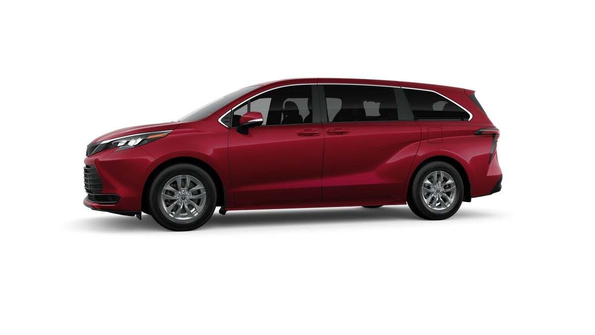 2026 Toyota Sienna LE Roseville CA