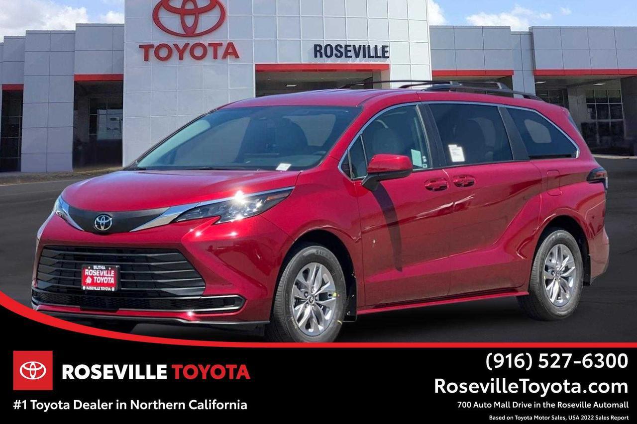 2026 Toyota Sienna LE