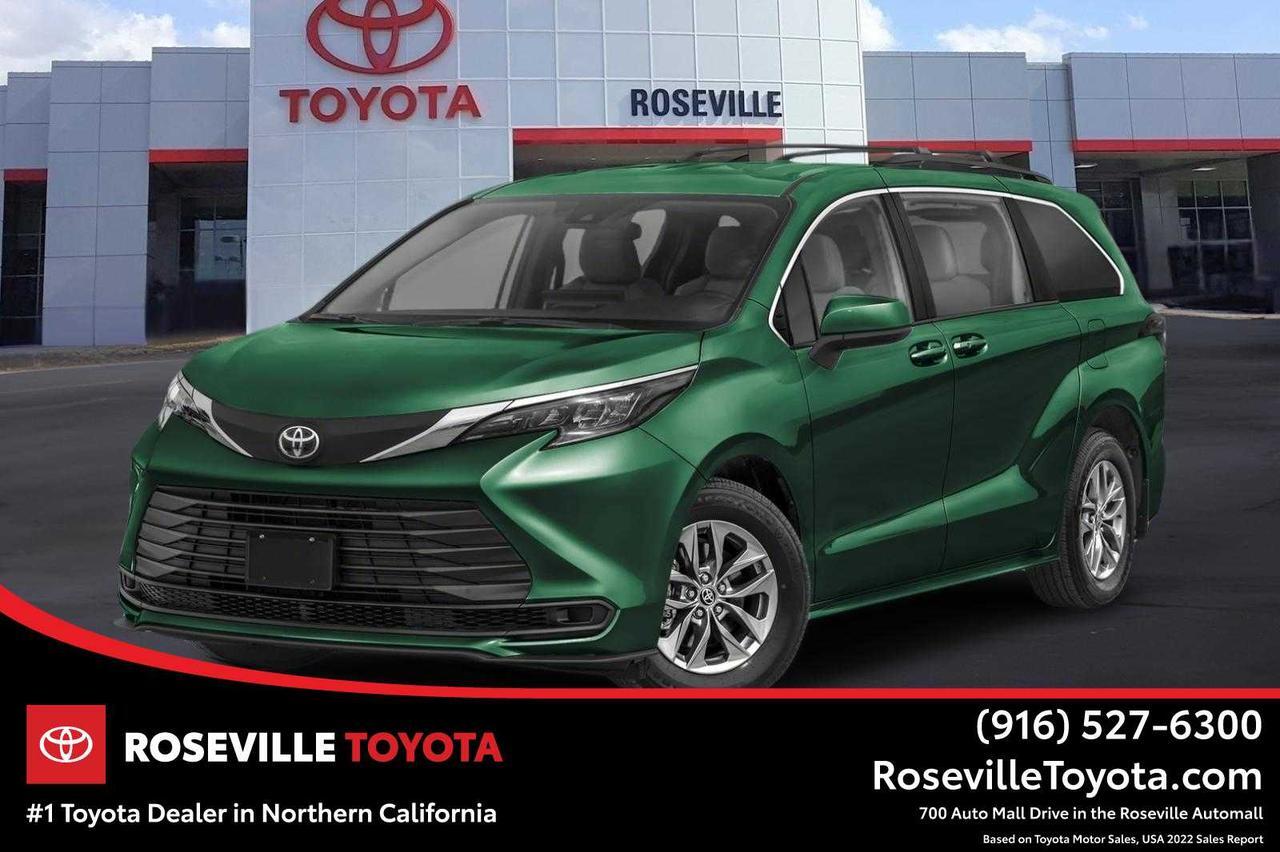 2026 Toyota Sienna LE