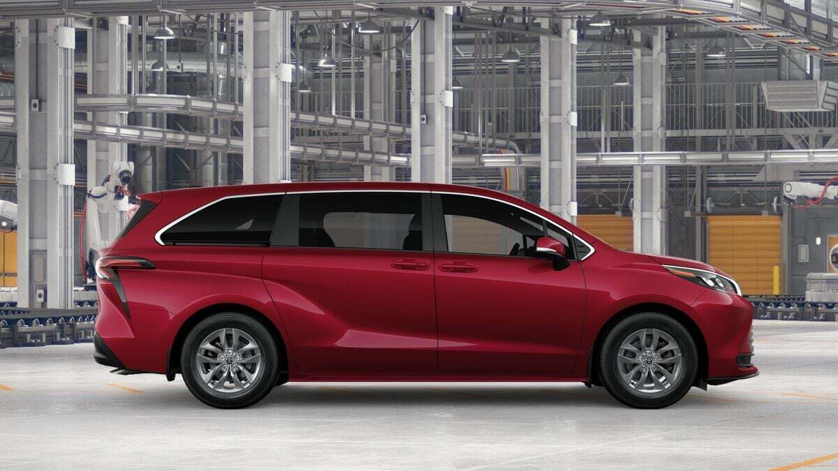 2026 Toyota Sienna LE Laurel MD