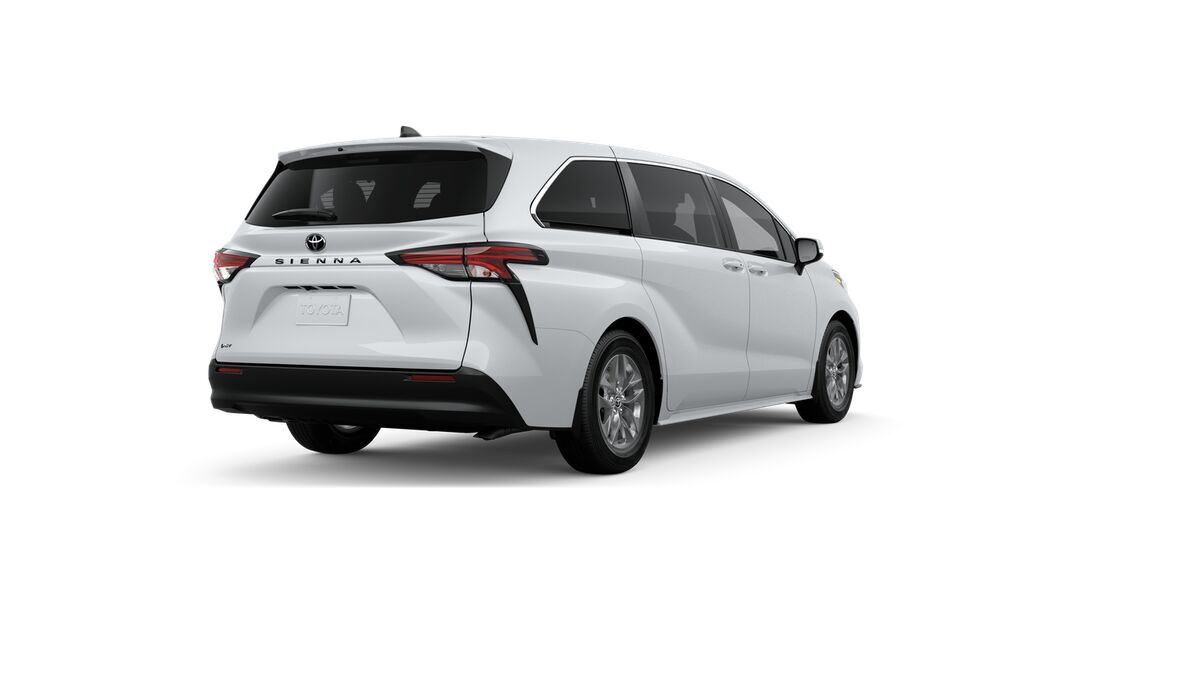 2026 Toyota Sienna LE Laurel MD