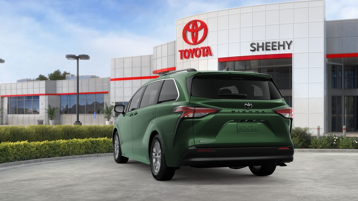 2026 Toyota Sienna LE Laurel MD