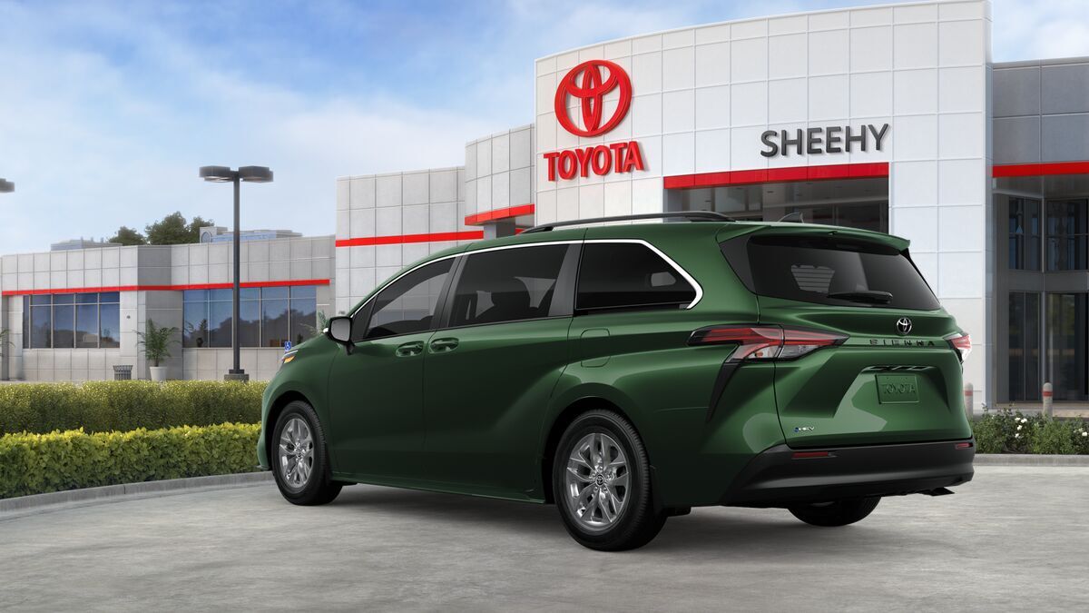 2026 Toyota Sienna LE Laurel MD