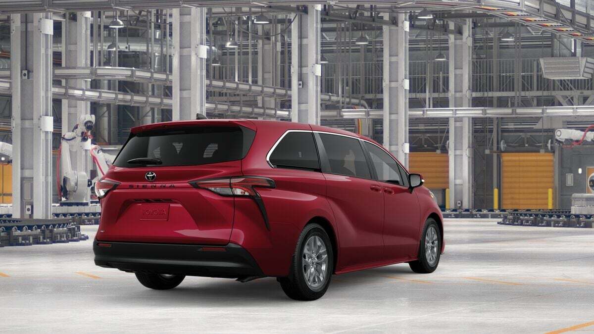 2026 Toyota Sienna LE Laurel MD