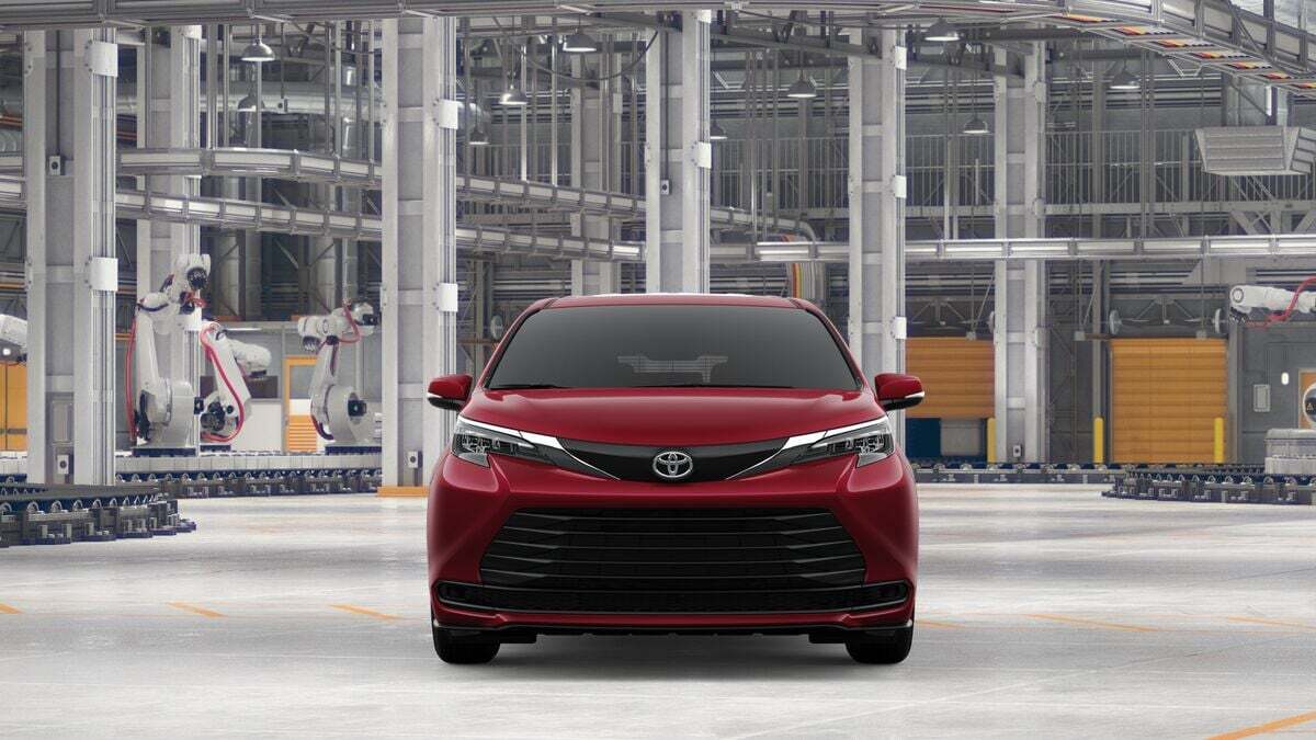 2026 Toyota Sienna LE Laurel MD