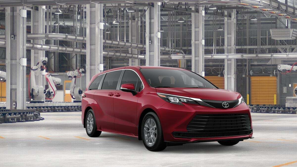 2026 Toyota Sienna LE Laurel MD