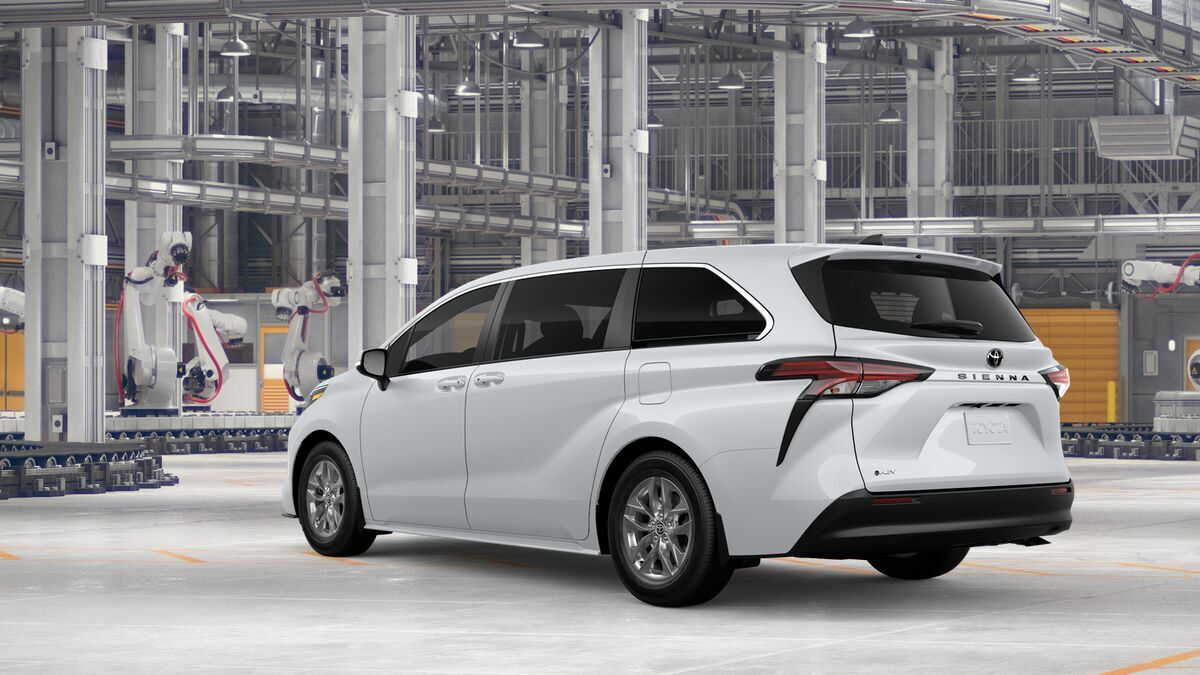 2026 Toyota Sienna LE Laurel MD
