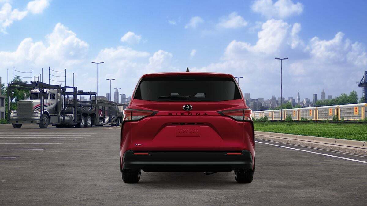 2026 Toyota Sienna LE Laurel MD