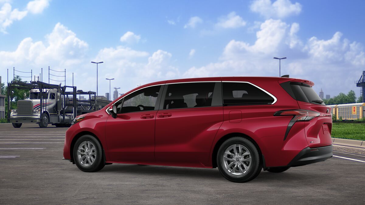 2026 Toyota Sienna LE Laurel MD