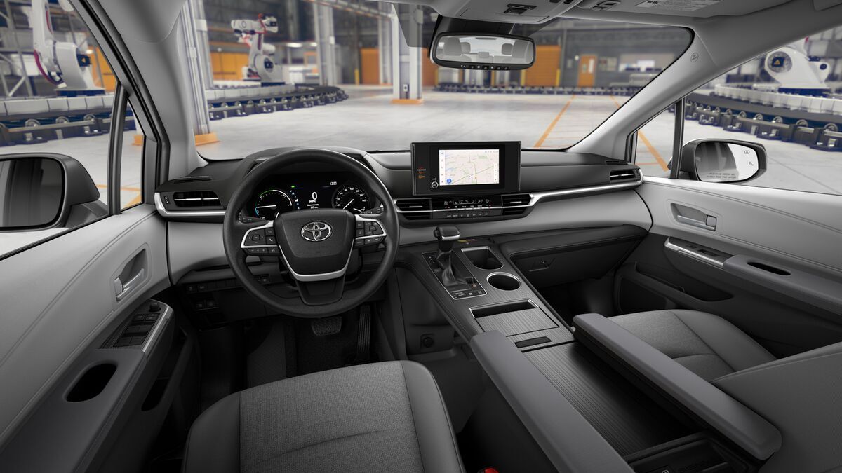 2026 Toyota Sienna LE Laurel MD