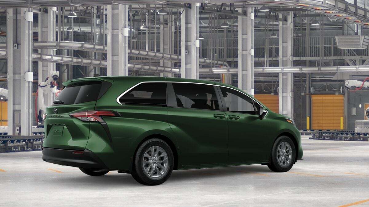 2026 Toyota Sienna LE Laurel MD