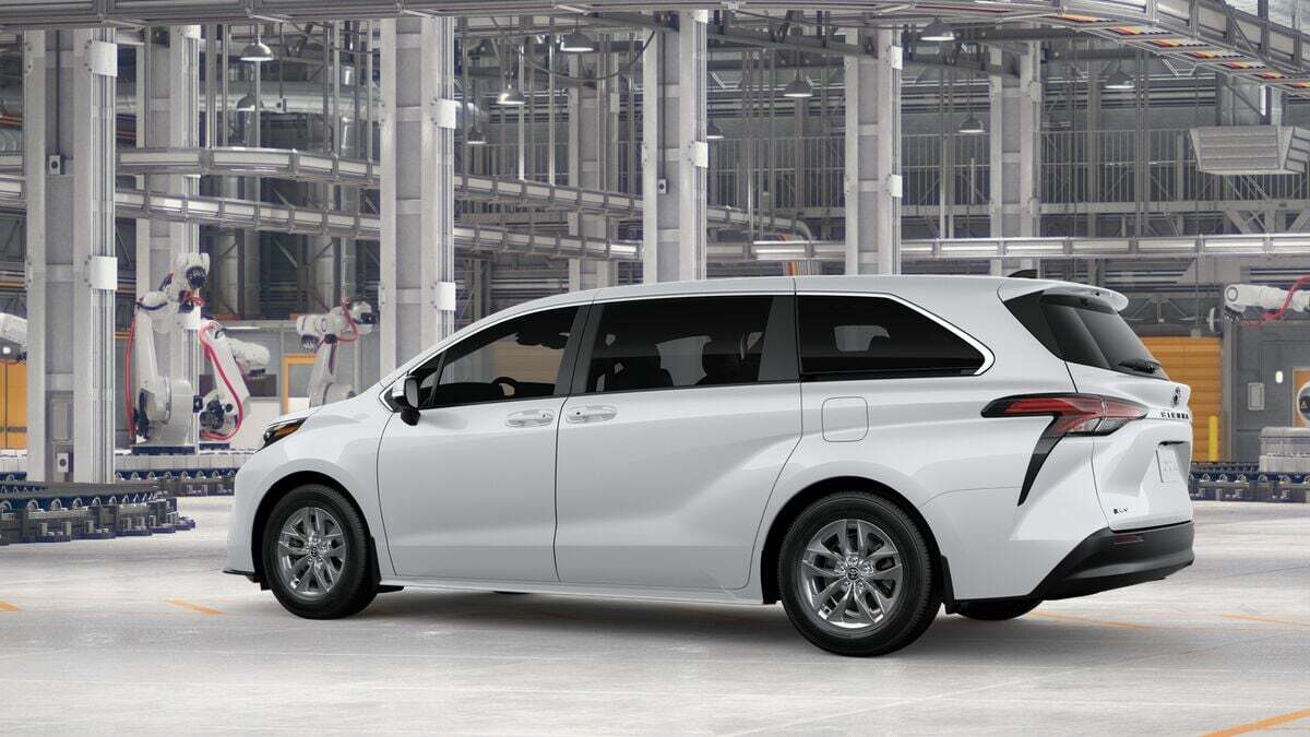 2026 Toyota Sienna LE Laurel MD